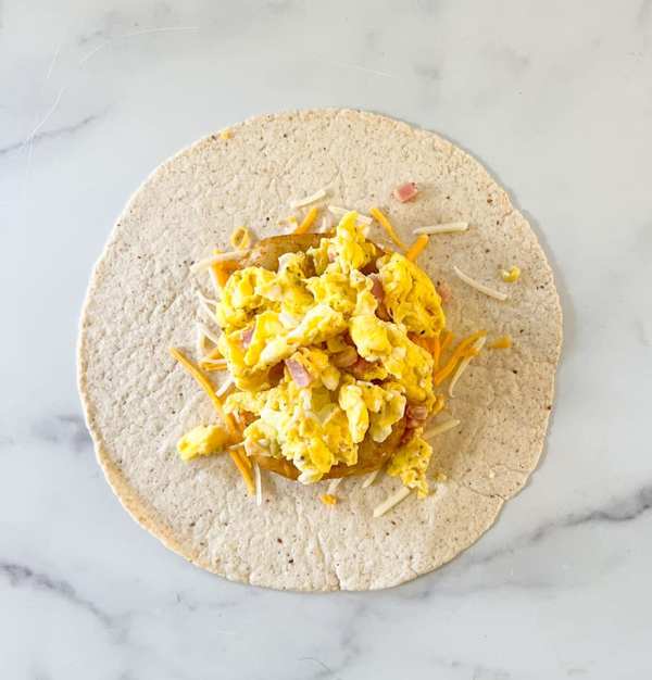 Breakfast Crunchwrap